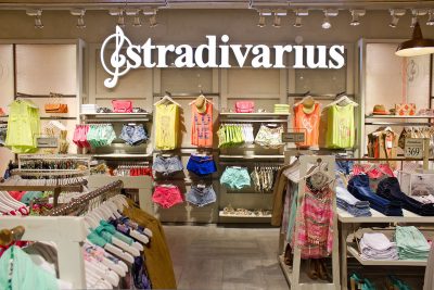 Les t-shirts oversize Stradivarius : un incontournable à découvrir pour renouveler son style  !