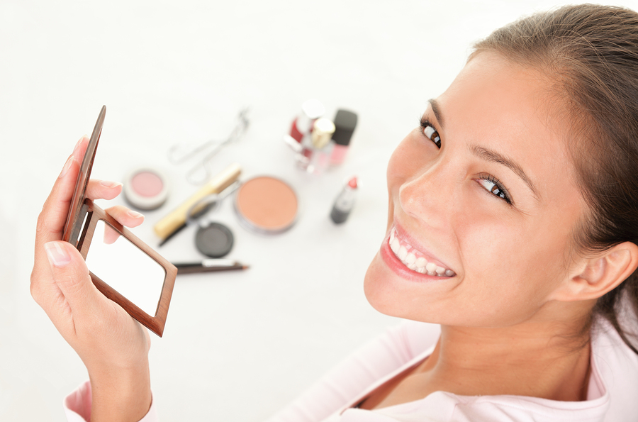 Guide ultime : comment dissimuler les cernes à l'aide de maquillage