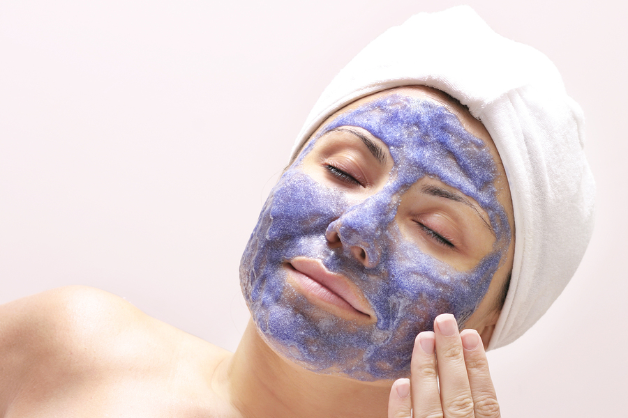 L'importance de l'exfoliation dans les soins de la peau : découvrez les secrets pour une peau éclatante et saine