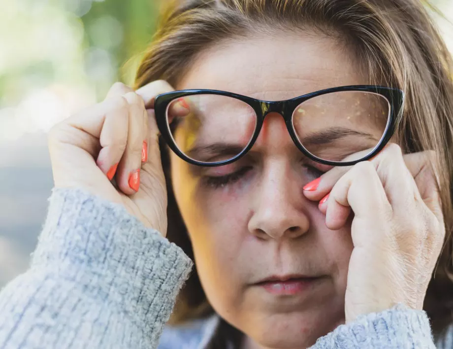 Nettoyer vos yeux avec cette solution vous aidera-t-il en cas de conjonctivite ?